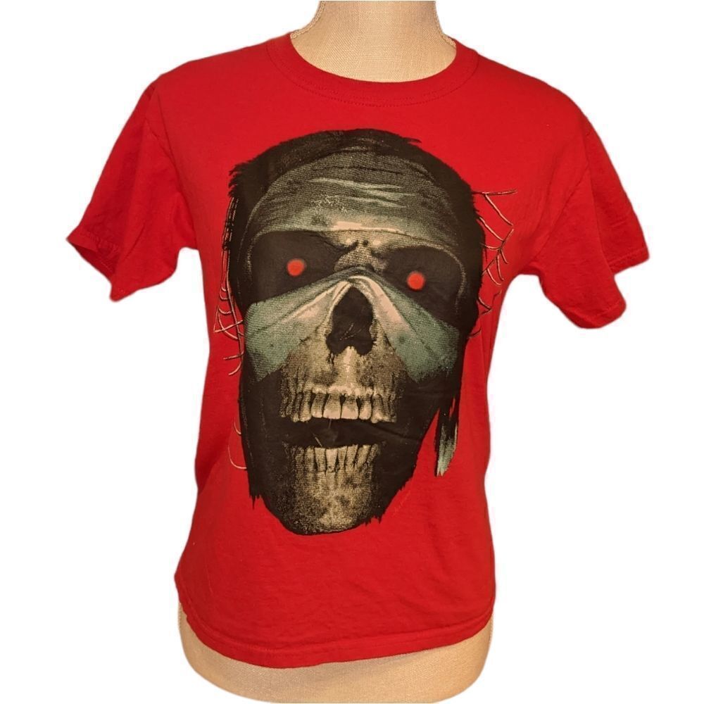 Air Waves Vintage scary skull red‎ shirt size YL  Halloween 🌈5 for $25